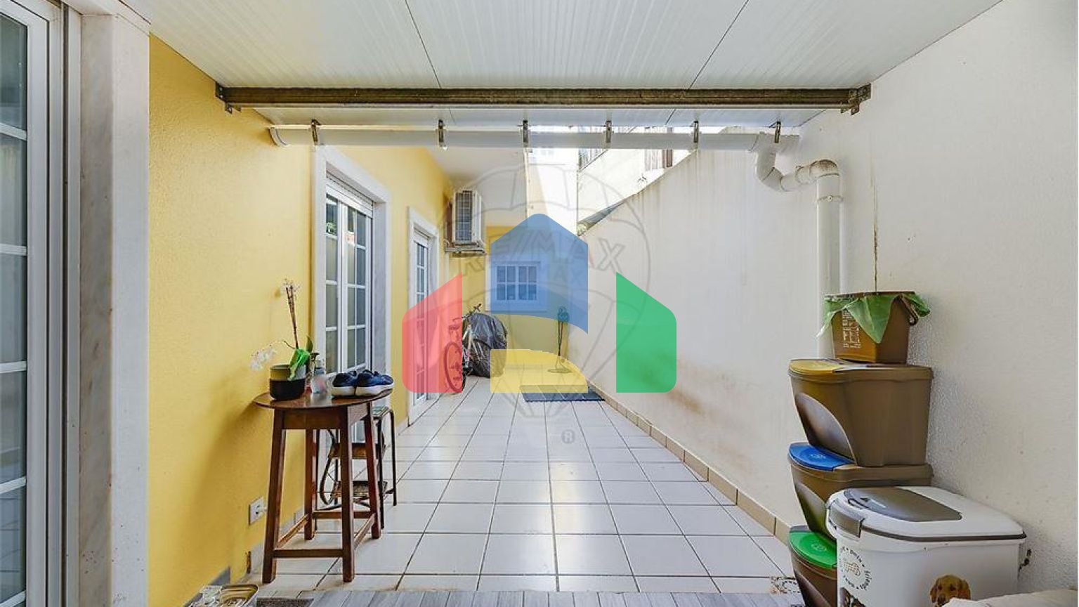 Residential - Single Family Home - T6 - Carcavelos e Parede, Cascais - PT