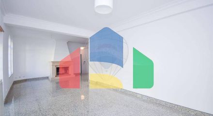 Residential - Single Family Home - T6 - Carcavelos e Parede, Cascais - PT