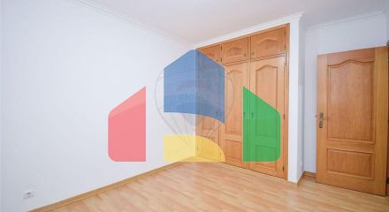 Residential - Single Family Home - T6 - Carcavelos e Parede, Cascais - PT