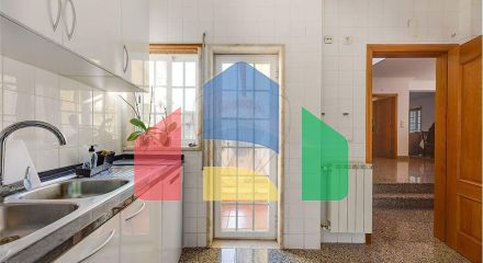 Residential - Single Family Home - T6 - Carcavelos e Parede, Cascais - PT