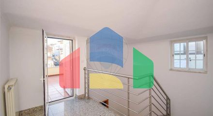 Residential - Single Family Home - T6 - Carcavelos e Parede, Cascais - PT