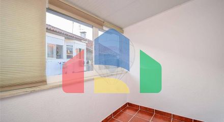 Residential - Single Family Home - T6 - Carcavelos e Parede, Cascais - PT