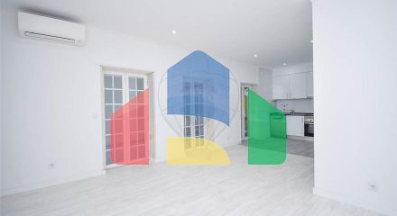 Residential - Single Family Home - T6 - Carcavelos e Parede, Cascais - PT