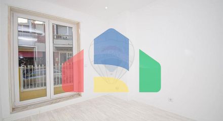 Residential - Single Family Home - T6 - Carcavelos e Parede, Cascais - PT