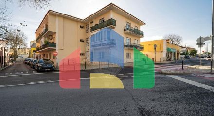 Residential - Condo/Apartment - T3 - Carcavelos e Parede, Cascais - PT