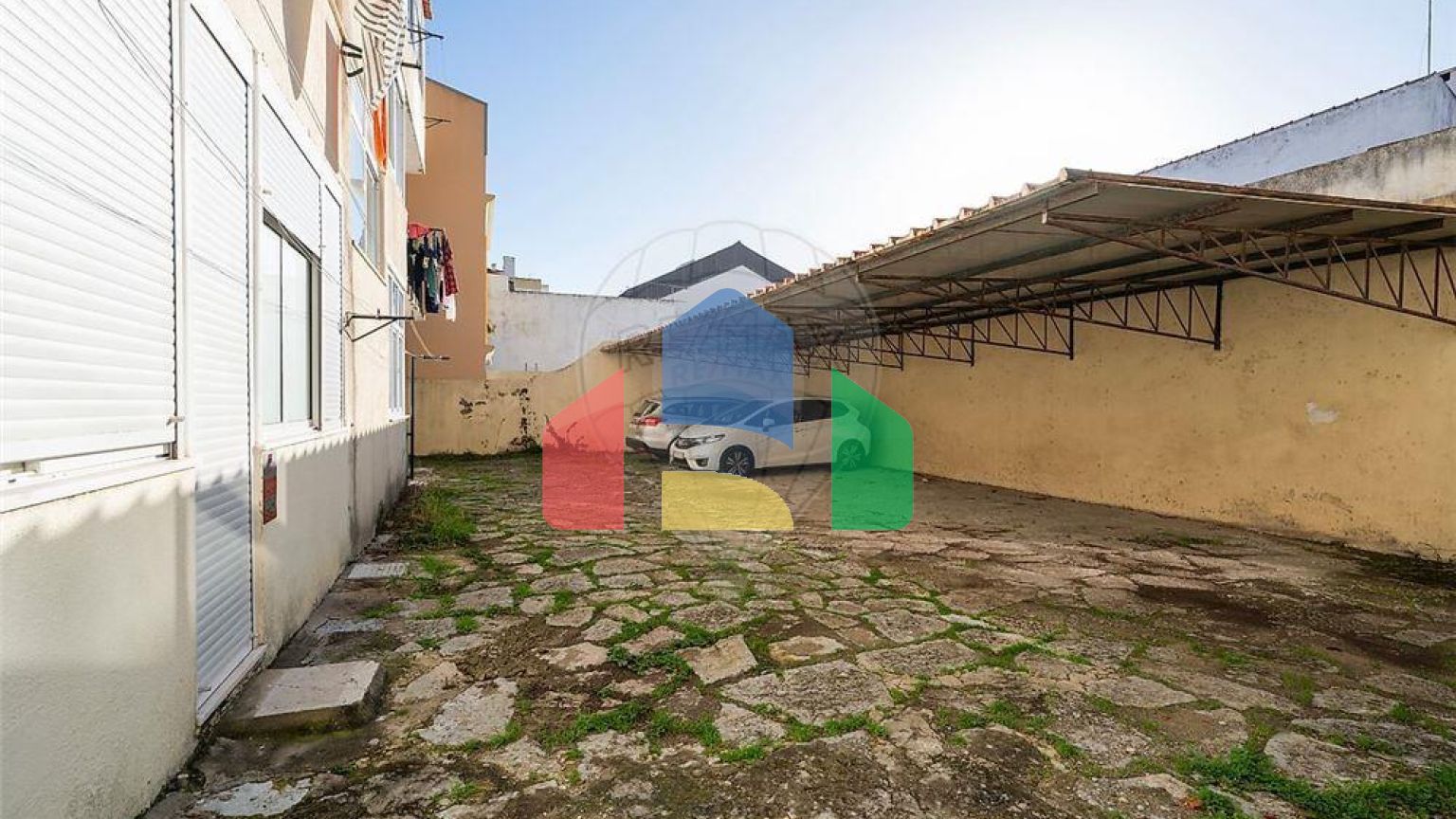 Residential - Condo/Apartment - T3 - Carcavelos e Parede, Cascais - PT