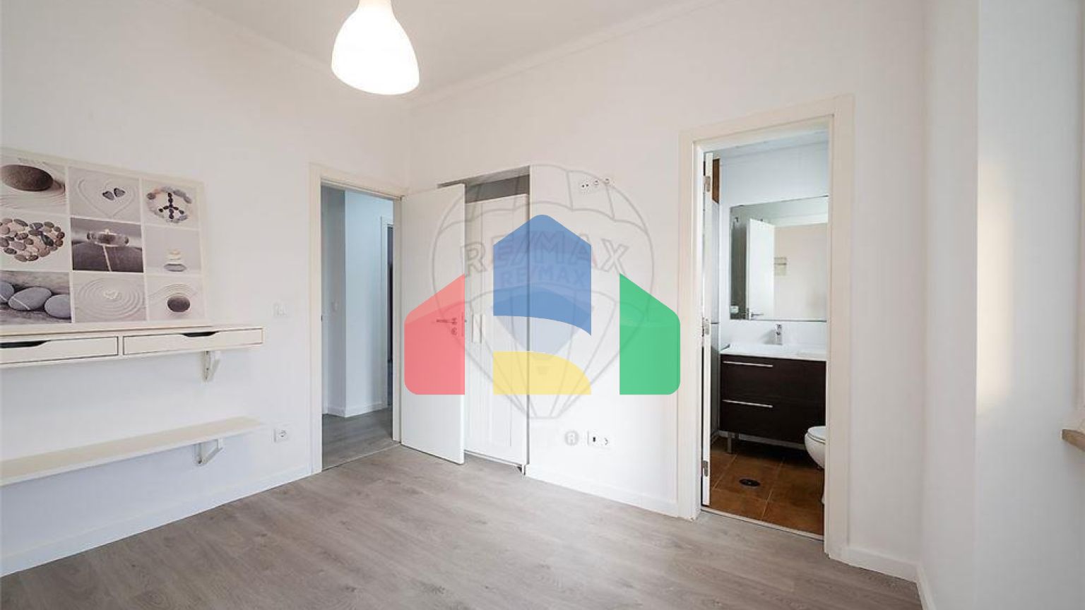 Residential - Condo/Apartment - T3 - Carcavelos e Parede, Cascais - PT