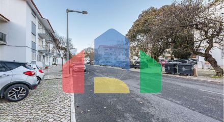 Residential - Condo/Apartment - T2 - Carcavelos e Parede, Cascais - PT