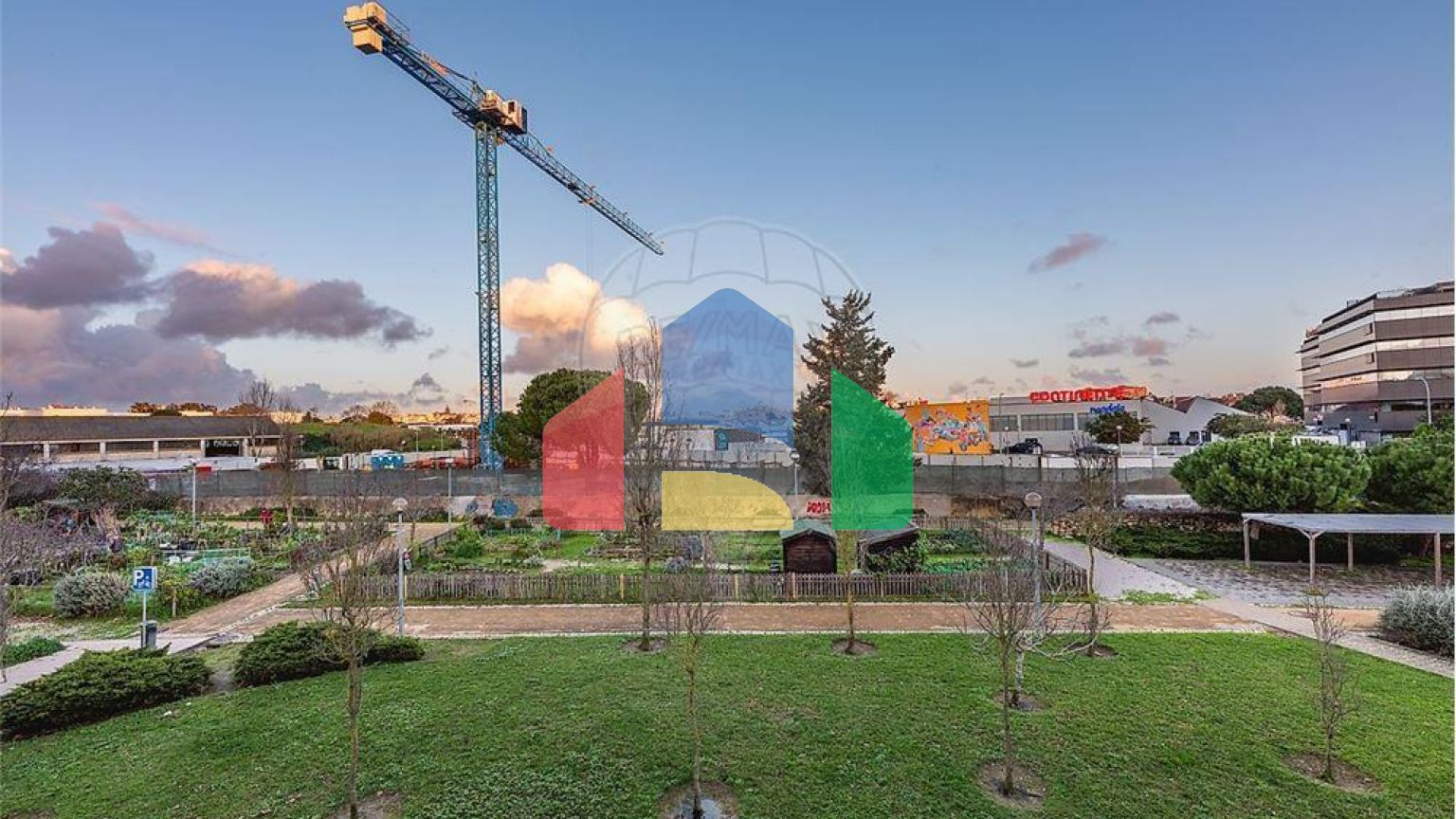 Residential - Condo/Apartment - T2 - Carcavelos e Parede, Cascais - PT