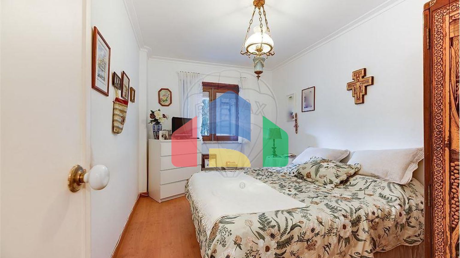 Residential - Condo/Apartment - T2 - Carcavelos e Parede, Cascais - PT