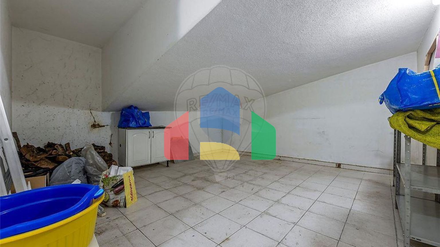 Residential - Condo/Apartment - T3 - Carcavelos e Parede, Cascais - PT