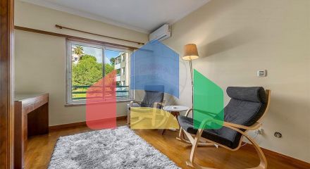 Residential - Condo/Apartment - T3 - Carcavelos e Parede, Cascais - PT