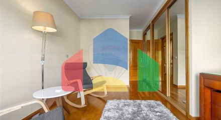 Residential - Condo/Apartment - T3 - Carcavelos e Parede, Cascais - PT