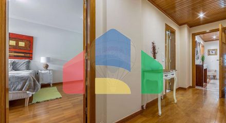 Residential - Condo/Apartment - T3 - Carcavelos e Parede, Cascais - PT