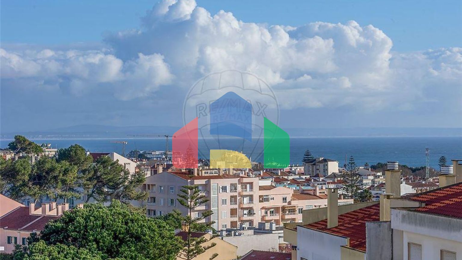 Residential - Condo/Apartment - T3 - Carcavelos e Parede, Cascais - PT