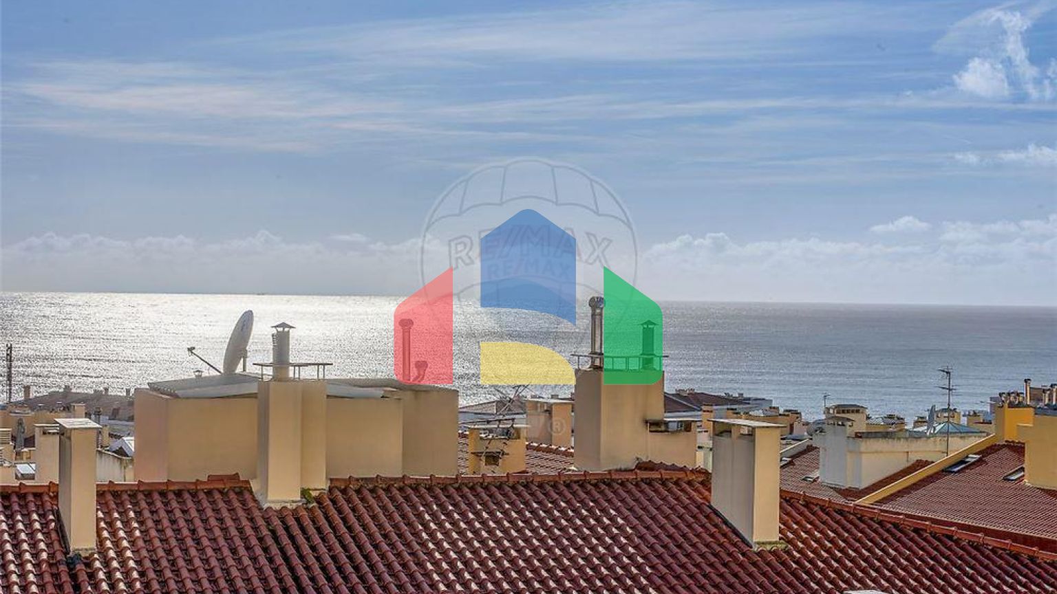 Residential - Condo/Apartment - T3 - Carcavelos e Parede, Cascais - PT