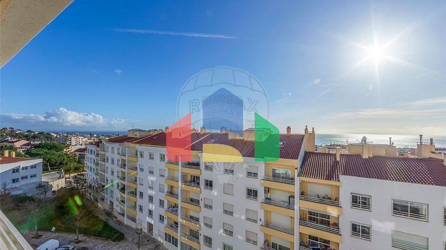 Residential - Condo/Apartment - T3 - Carcavelos e Parede, Cascais - PT