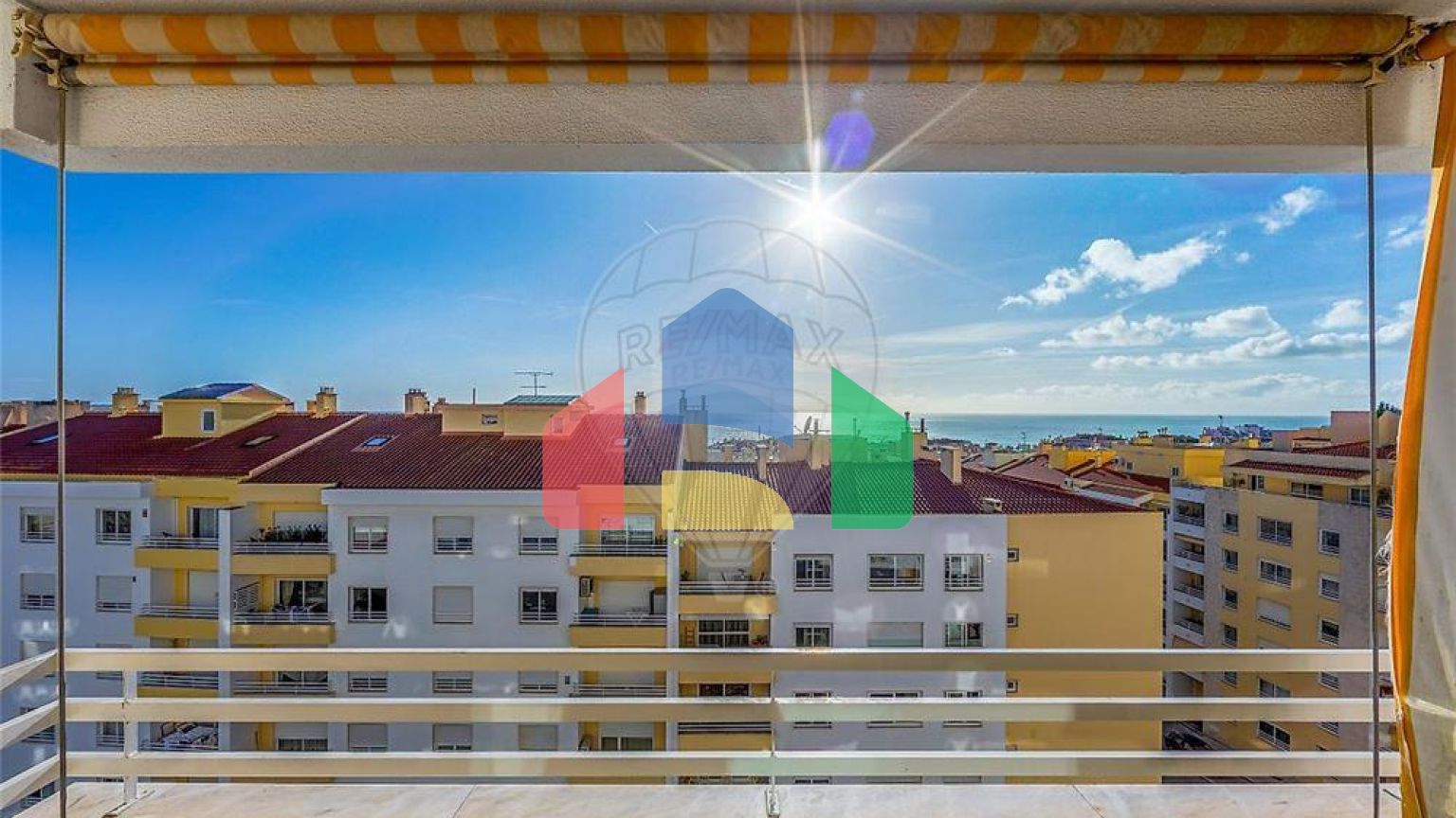 Residential - Condo/Apartment - T3 - Carcavelos e Parede, Cascais - PT