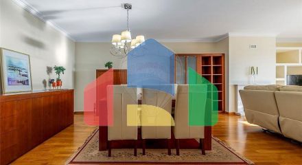 Residential - Condo/Apartment - T3 - Carcavelos e Parede, Cascais - PT