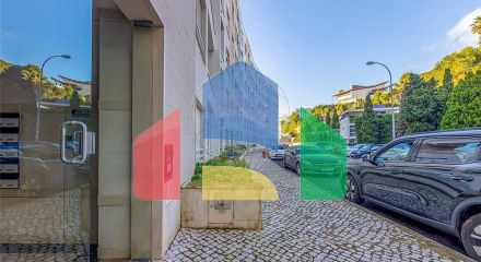 Residential - Condo/Apartment - T3 - Carcavelos e Parede, Cascais - PT