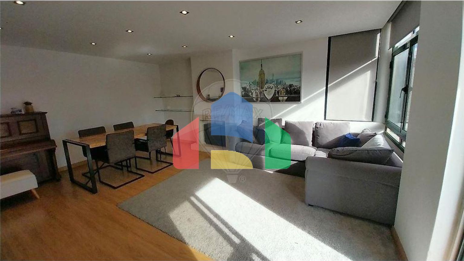 Residential - Condo/Apartment - T2 - Carcavelos e Parede, Cascais - PT