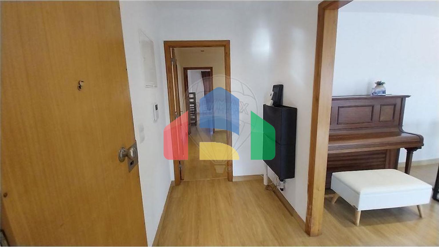 Residential - Condo/Apartment - T2 - Carcavelos e Parede, Cascais - PT