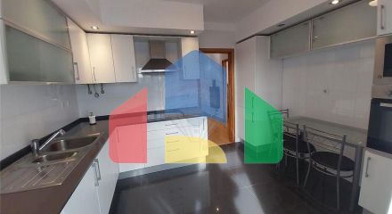 Residential - Condo/Apartment - T2 - Carcavelos e Parede, Cascais - PT