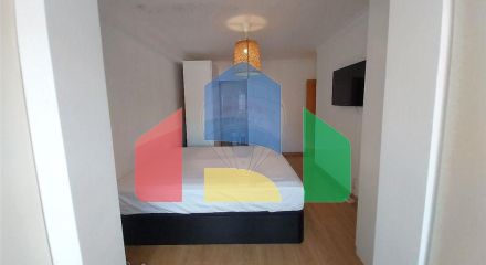 Residential - Condo/Apartment - T2 - Carcavelos e Parede, Cascais - PT