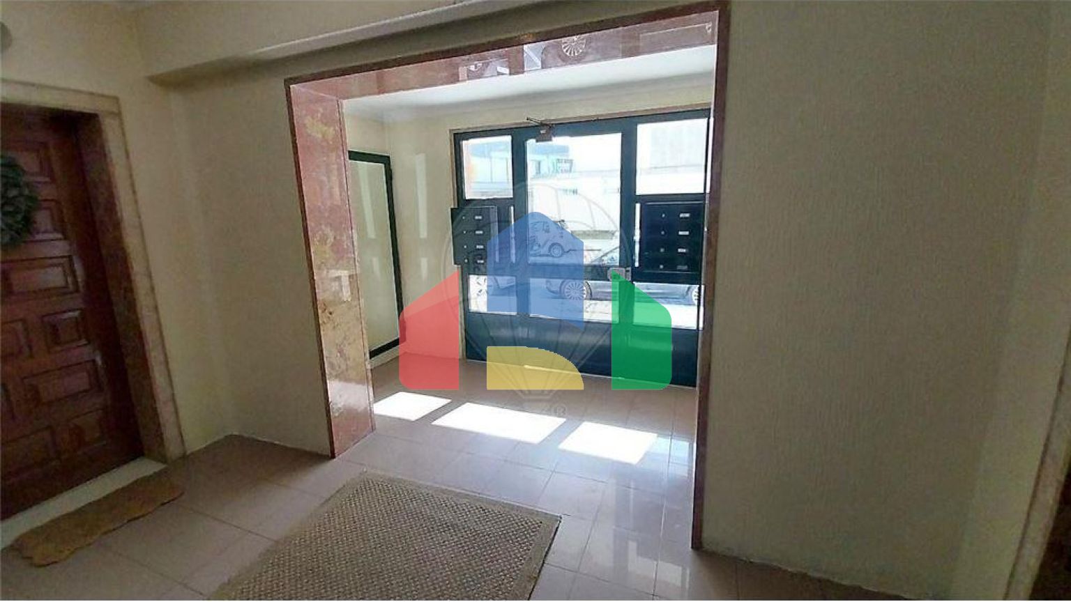 Residential - Condo/Apartment - T2 - Carcavelos e Parede, Cascais - PT