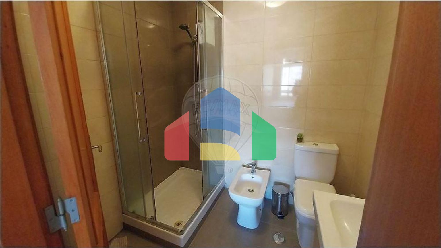 Residential - Condo/Apartment - T2 - Carcavelos e Parede, Cascais - PT