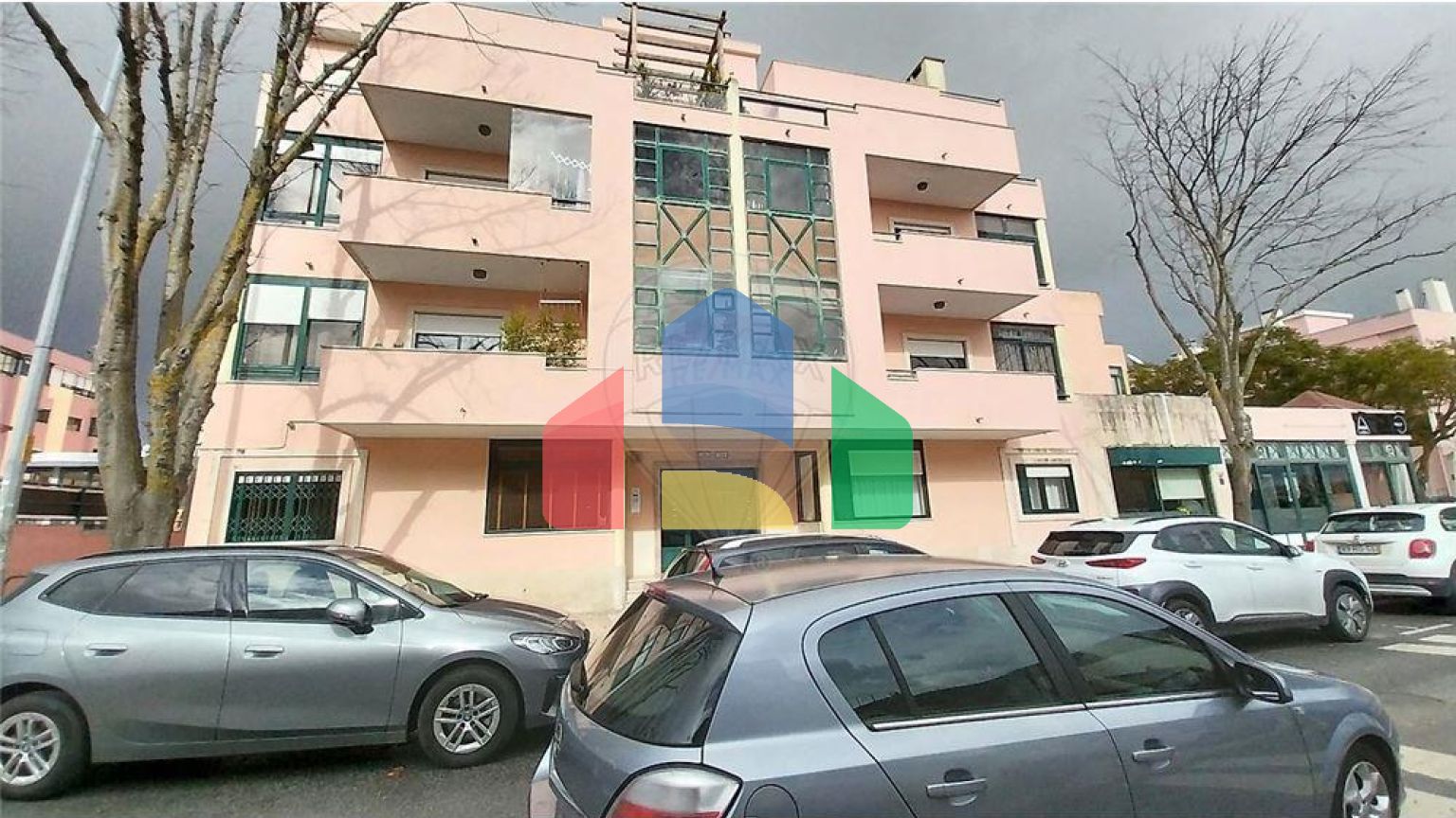 Residential - Condo/Apartment - T2 - Carcavelos e Parede, Cascais - PT