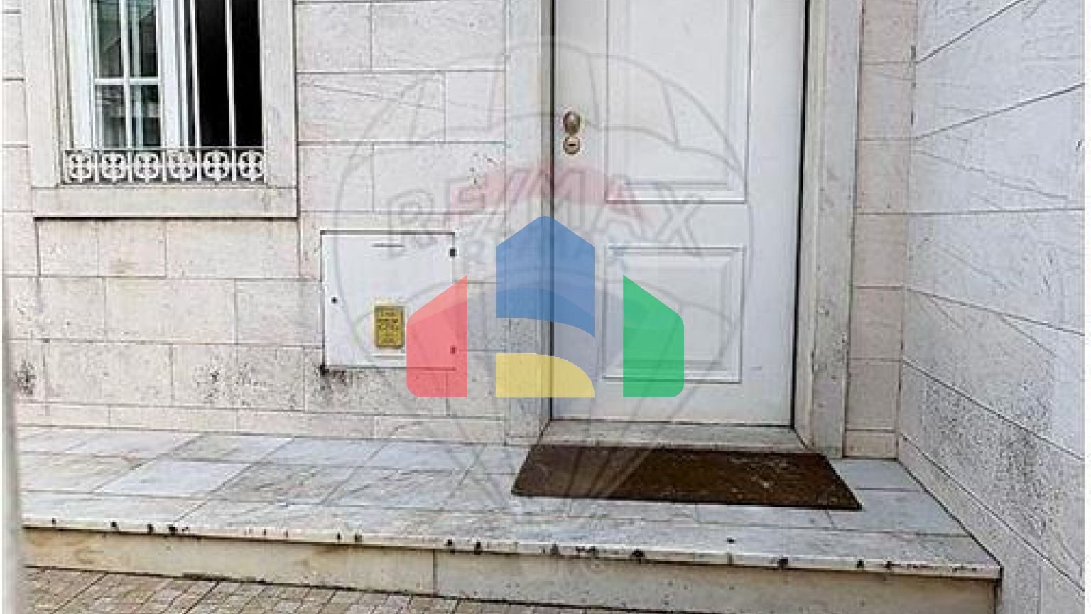 Residential - Condo/Apartment - T4 - Carcavelos e Parede, Cascais - PT