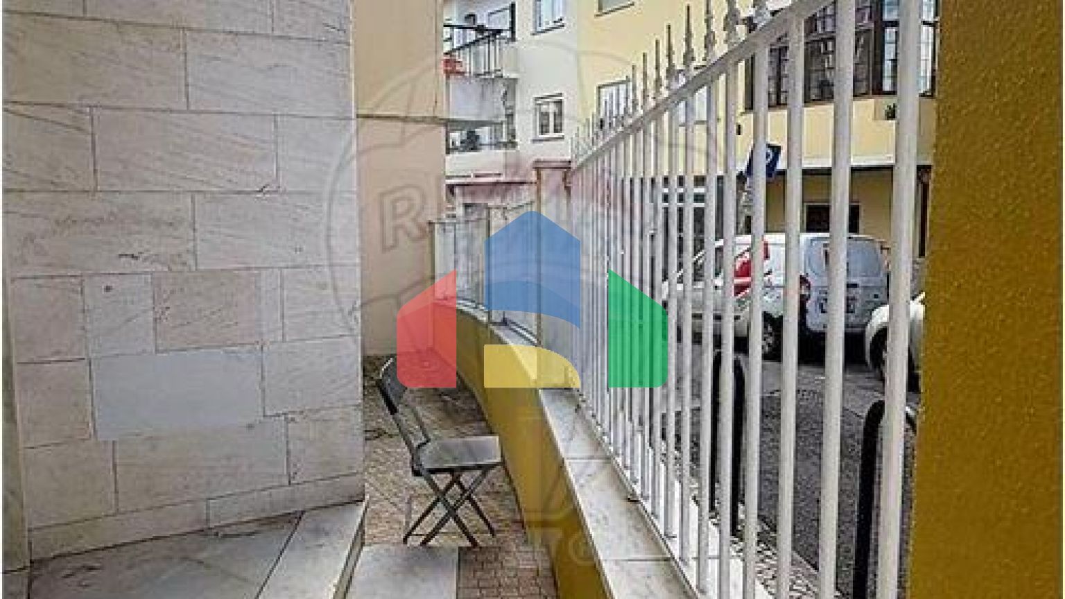 Residential - Condo/Apartment - T4 - Carcavelos e Parede, Cascais - PT