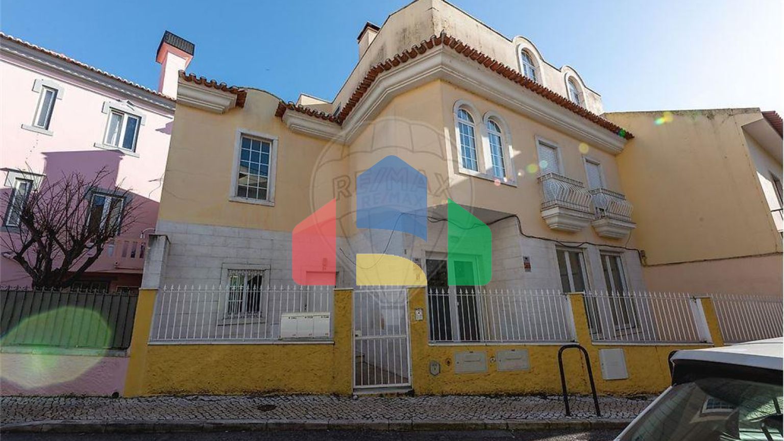 Residential - Condo/Apartment - T4 - Carcavelos e Parede, Cascais - PT