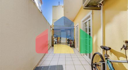 Residential - Condo/Apartment - T4 - Carcavelos e Parede, Cascais - PT