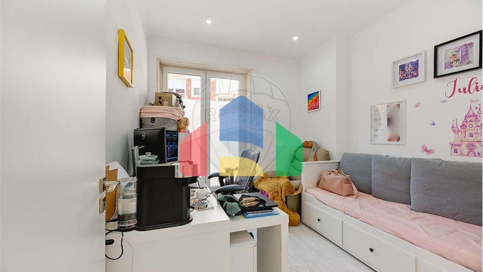 Residential - Condo/Apartment - T4 - Carcavelos e Parede, Cascais - PT