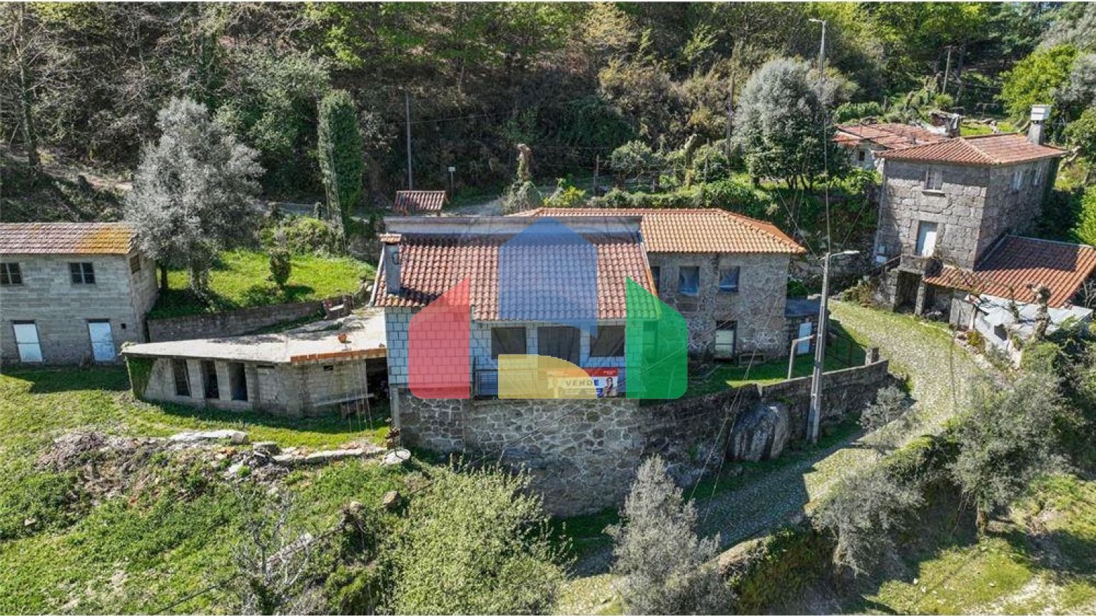 Residential - Single Family Home - T6 - Vilar da Veiga, Terras de Bouro - PT