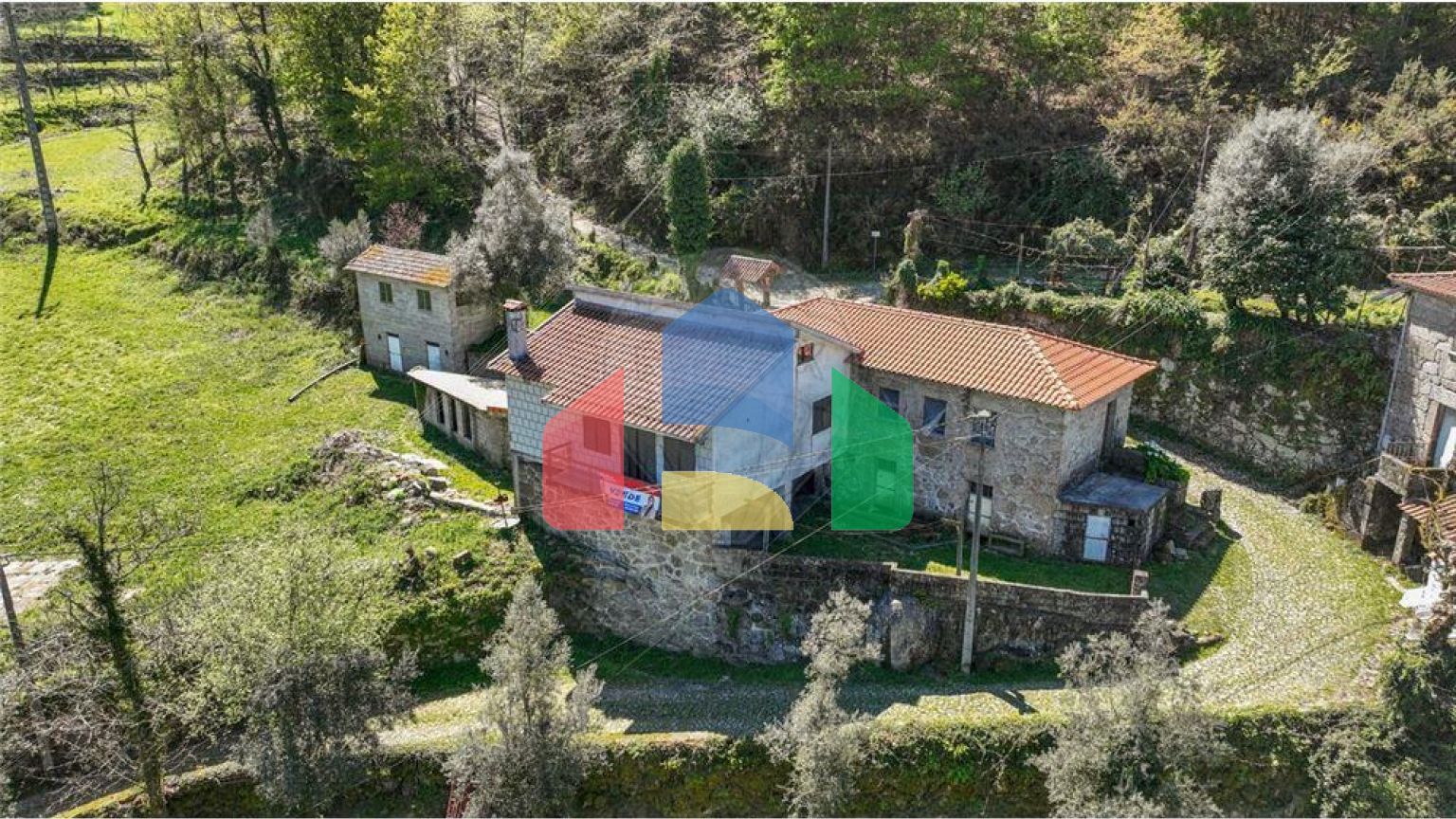 Residential - Single Family Home - T6 - Vilar da Veiga, Terras de Bouro - PT