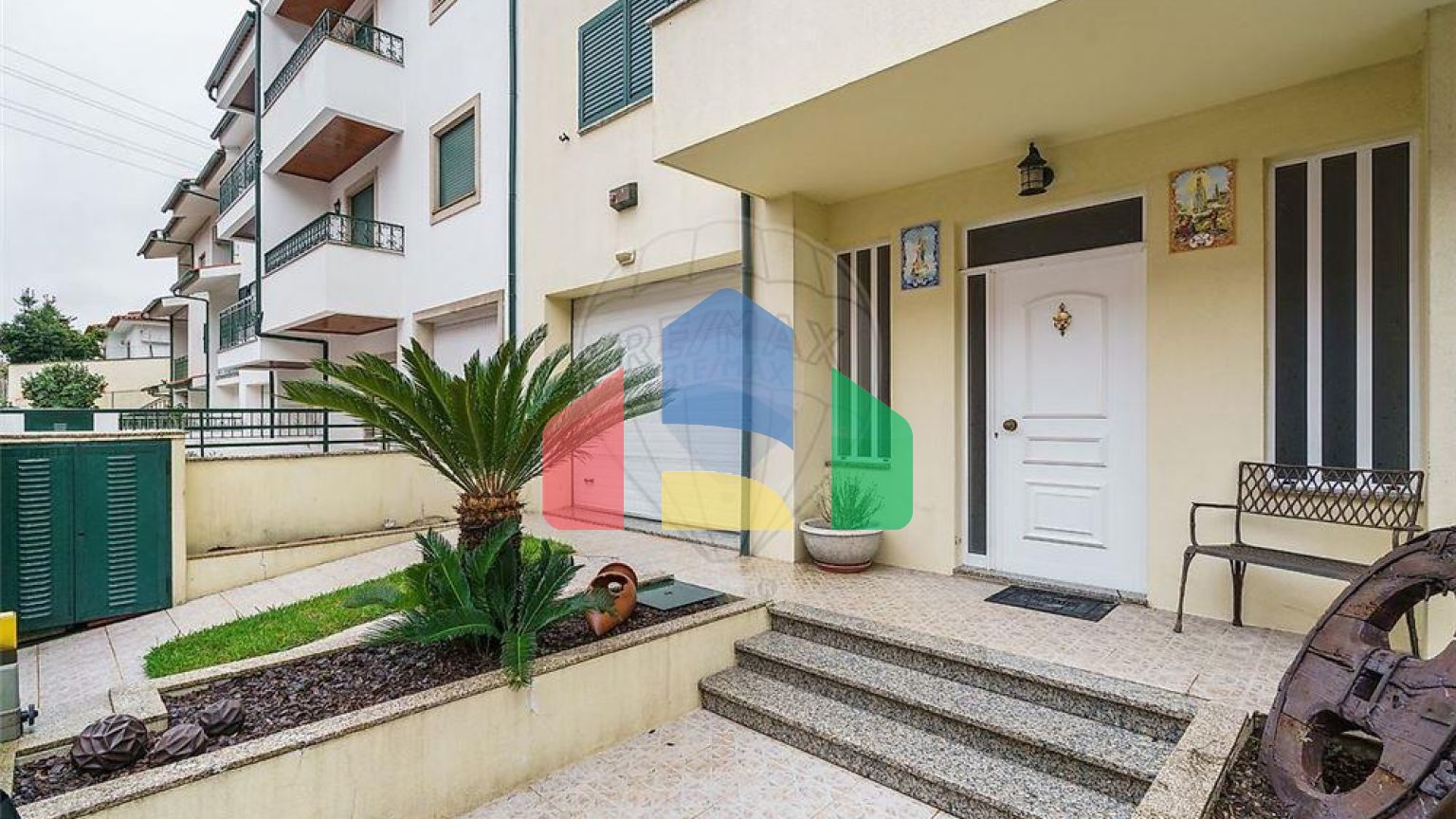 Residential - Single Family Home - T4 - Braga (Sao Vitor), Braga - PT