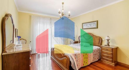 Residential - Single Family Home - T4 - Braga (Sao Vitor), Braga - PT