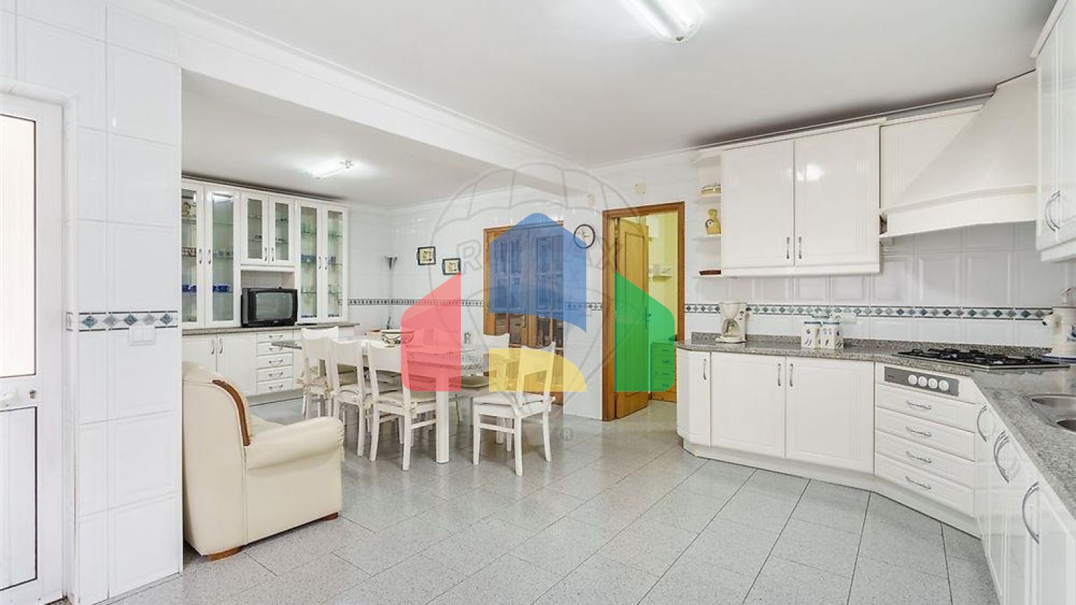 Residential - Single Family Home - T4 - Braga (Sao Vitor), Braga - PT