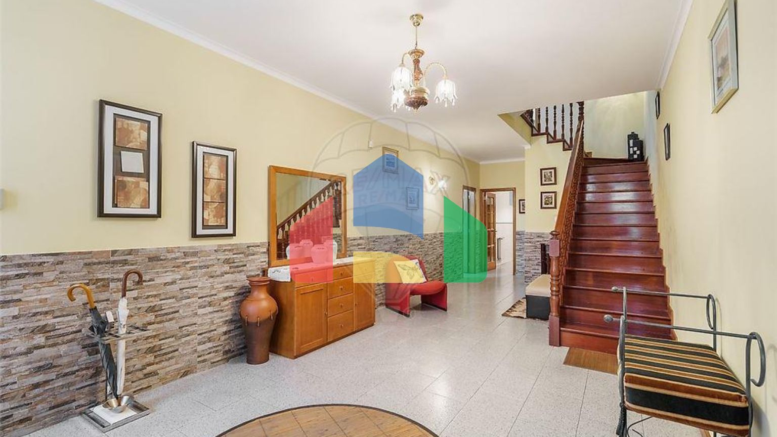 Residential - Single Family Home - T4 - Braga (Sao Vitor), Braga - PT