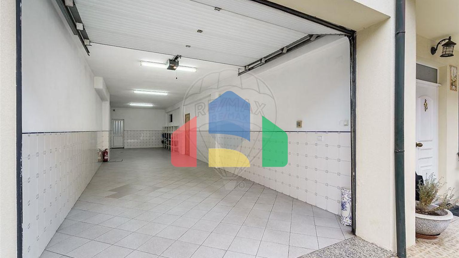 Residential - Single Family Home - T4 - Braga (Sao Vitor), Braga - PT