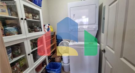 Commercial - Commercial/Retail - Port Alberni, Canada - Canada