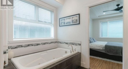 Residential - Single Family Home - Port Alberni, Canada - Canada