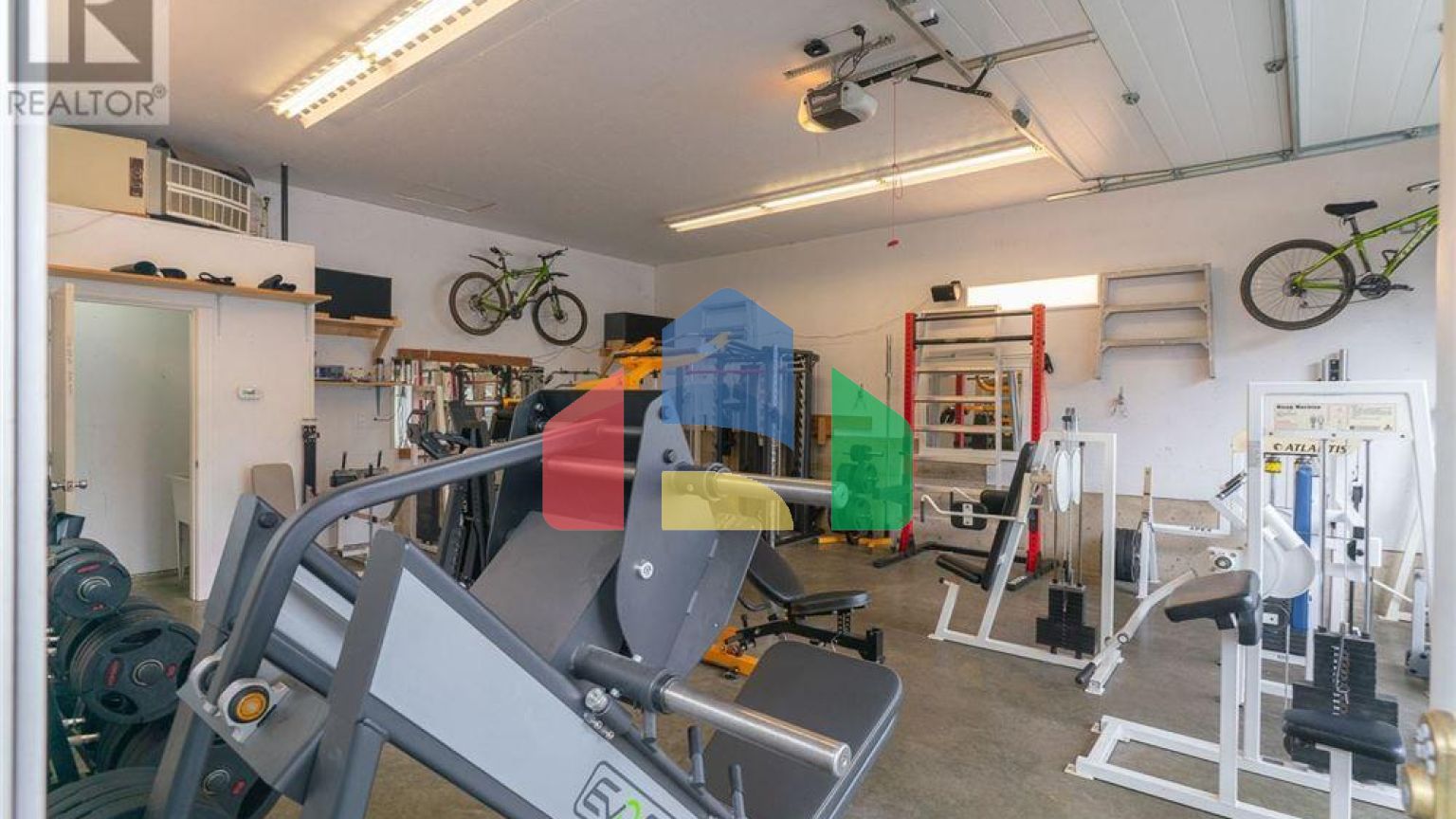 Residential - Single Family Home - Port Alberni, Canada - Canada