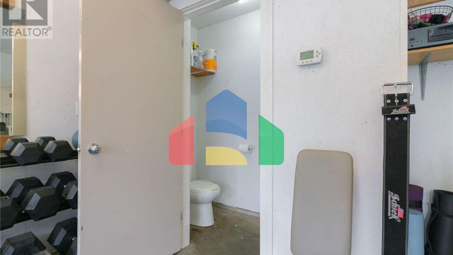 Residential - Single Family Home - Port Alberni, Canada - Canada