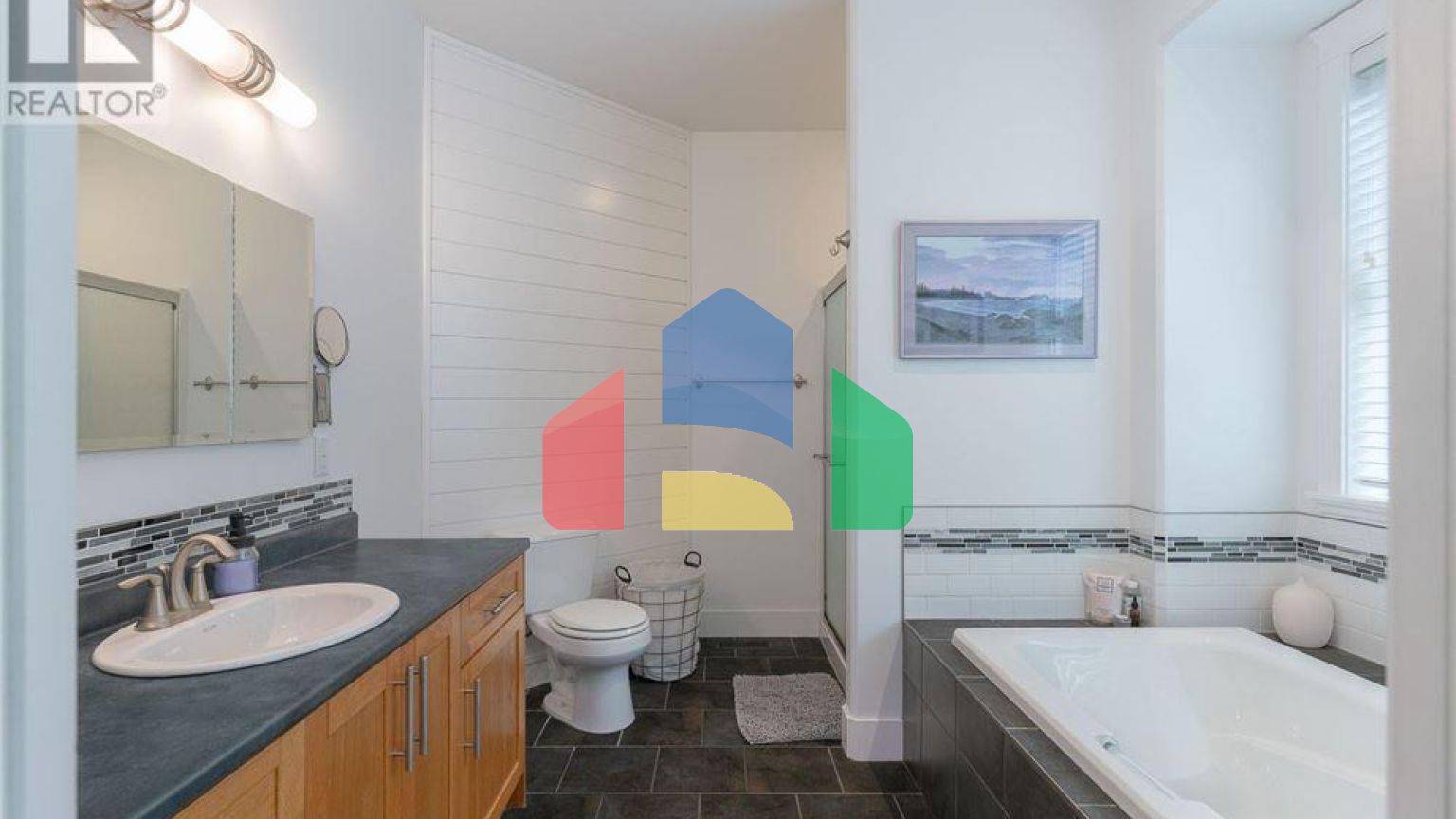 Residential - Single Family Home - Port Alberni, Canada - Canada