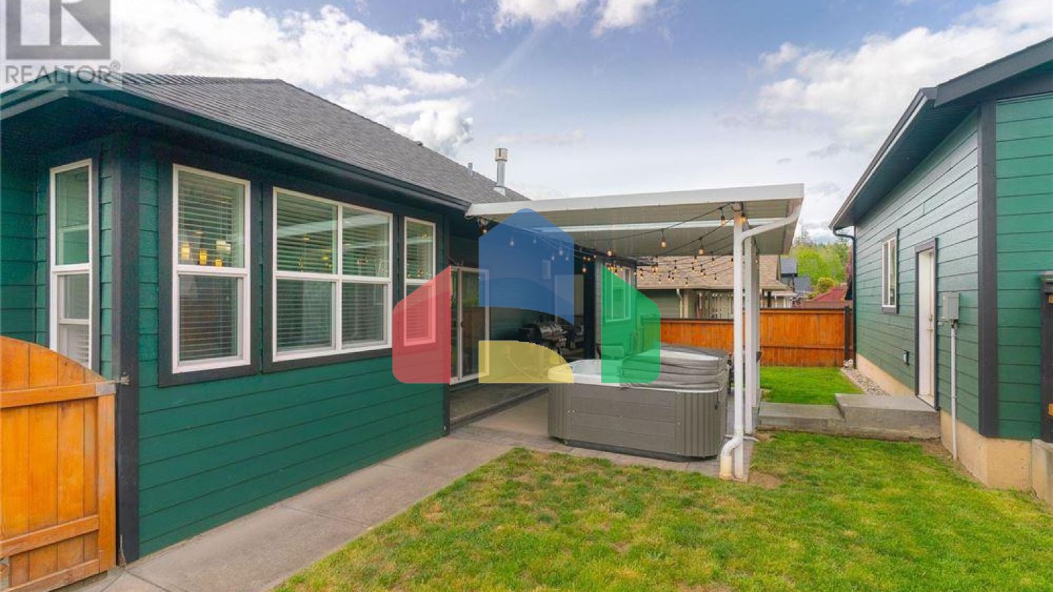 Residential - Single Family Home - Port Alberni, Canada - Canada