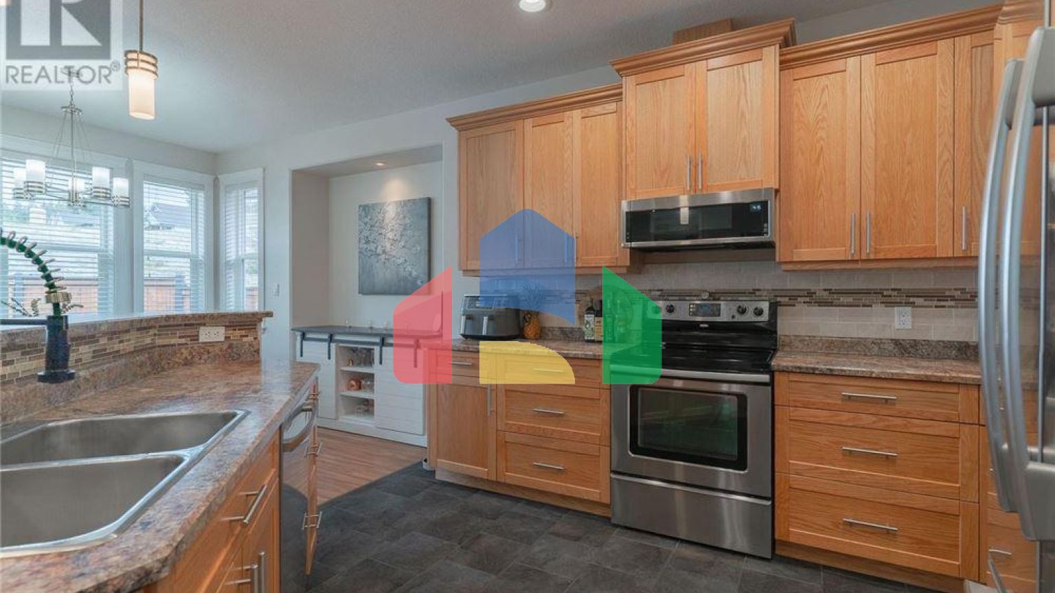 Residential - Single Family Home - Port Alberni, Canada - Canada